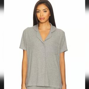 SKIMS Authentic Soft Lounge Short Sleeve Sleep Shirt NWT Heather Grey Size SMALL